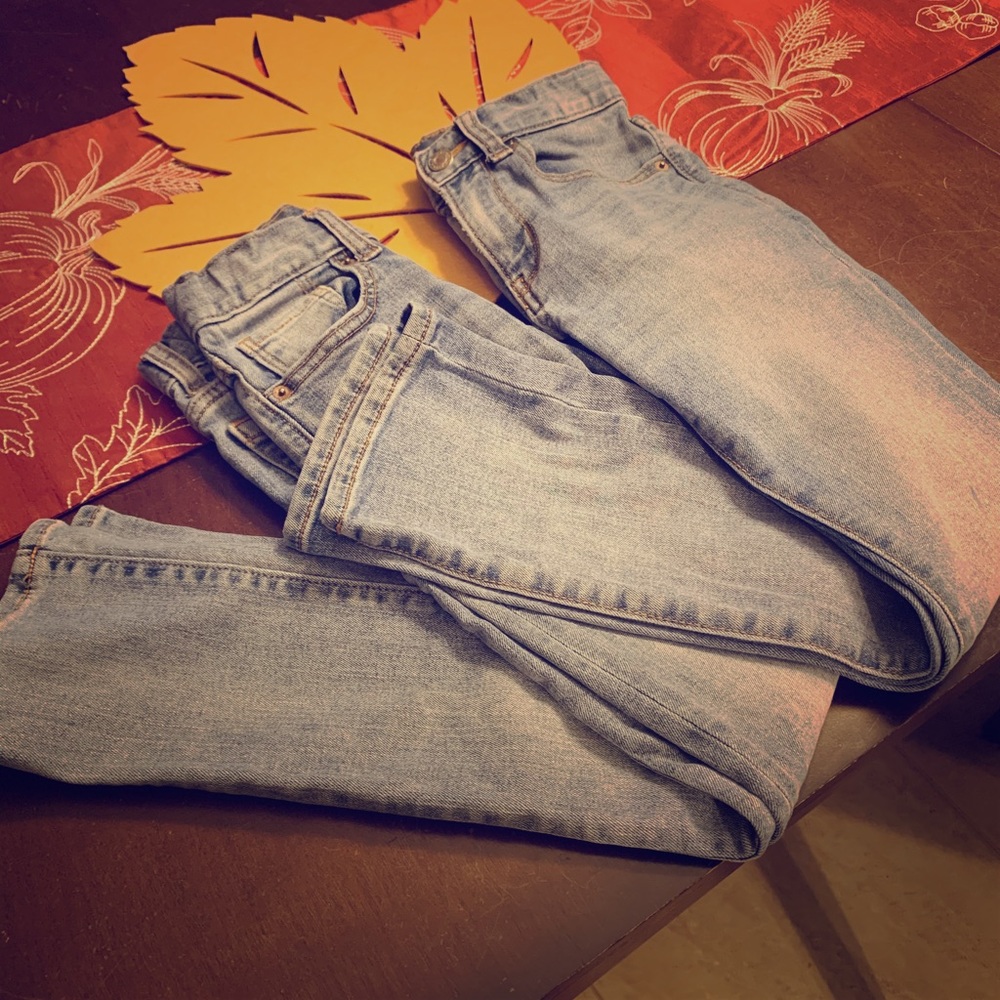 2 pairs Kids Old Navy SLIM fit jeans